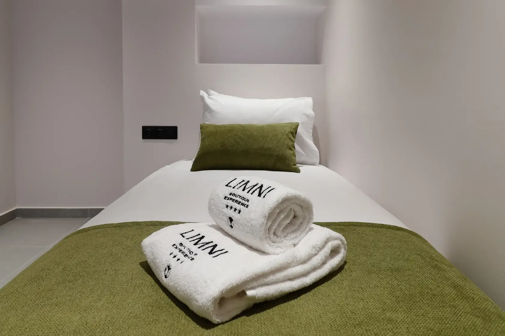 STANDARD TRIPLE ROOM WITH BALKONY